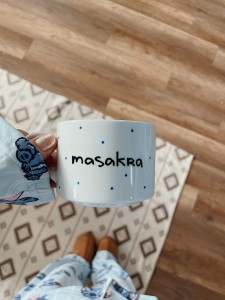 masakra blue kubek ręcznie malowany 230 ml