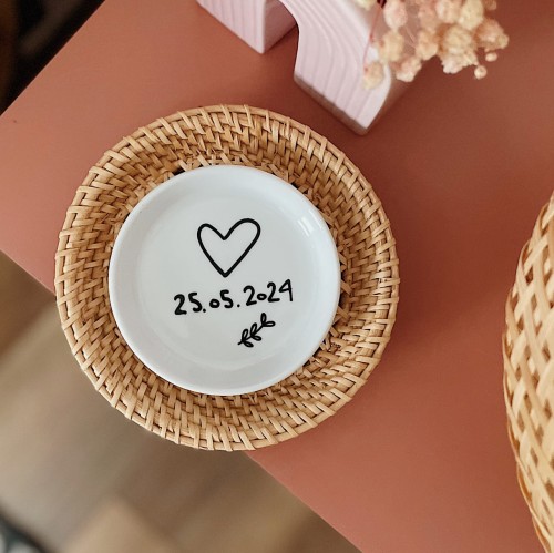 spodek na biżuterię obrączki z datą ślubu personalizowany.JPG