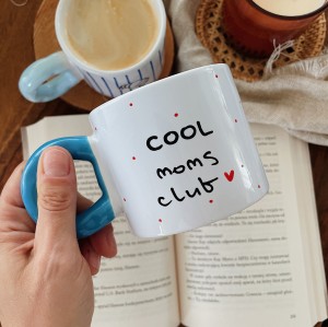 cool moms club kubek niebieskie ucho czerwone kropki ręcznie malowany 280 ml My Mug Company