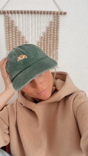 czapka z daszkiem croissant zielona 2.JPG